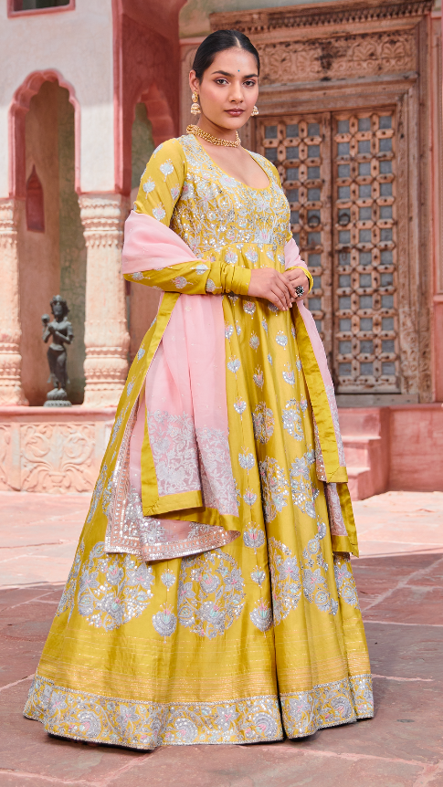 Sunhela Anarkali