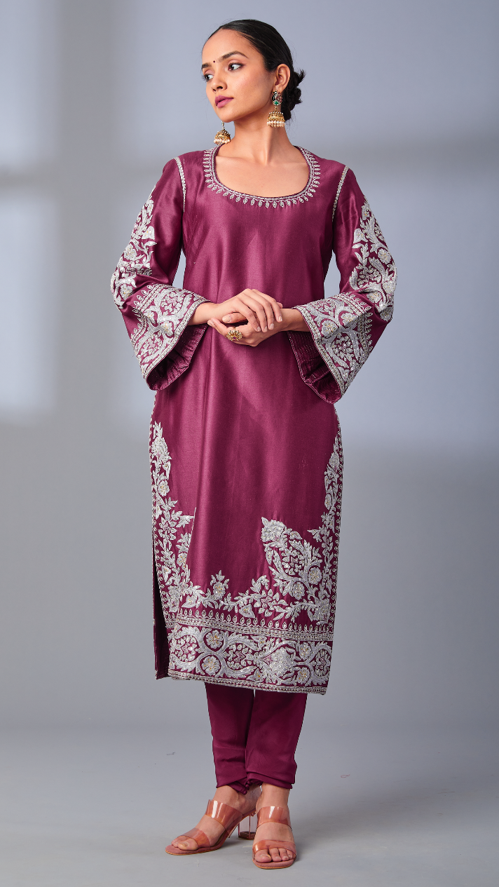 Jarkan Suit