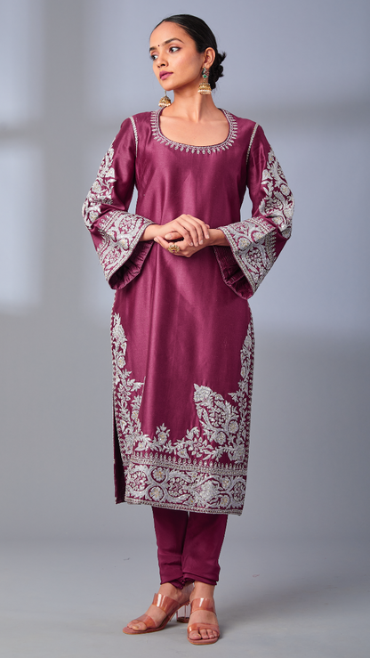 Jarkan Suit