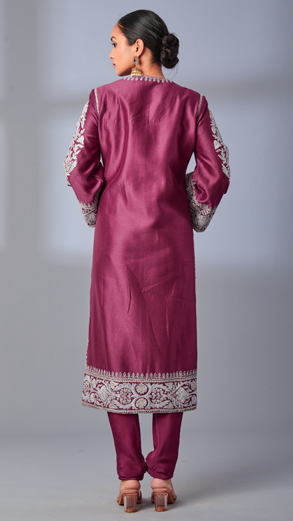 Jarkan Suit