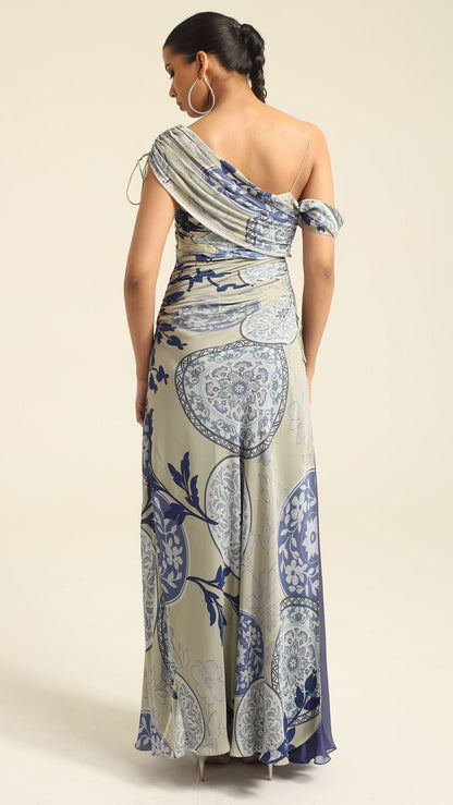Aarna Dress