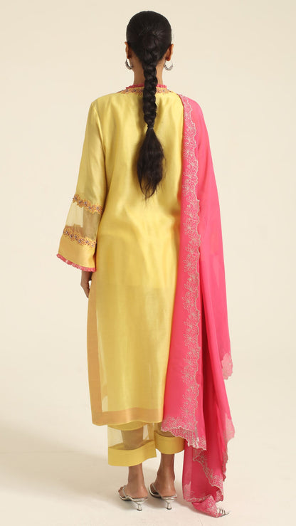 Nyra Suit